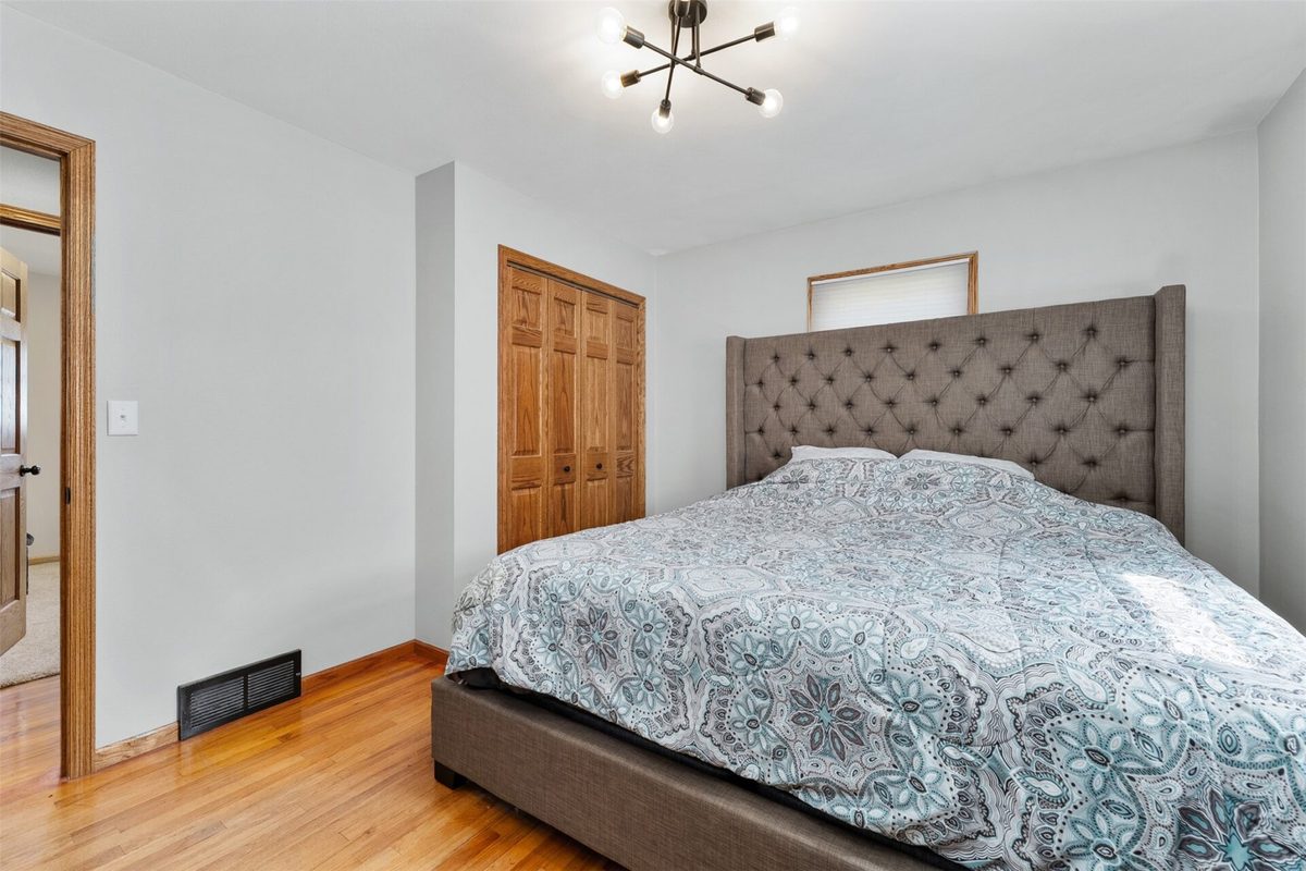 2527 Lynn Avenue Altoona WI 54720 — photo 19