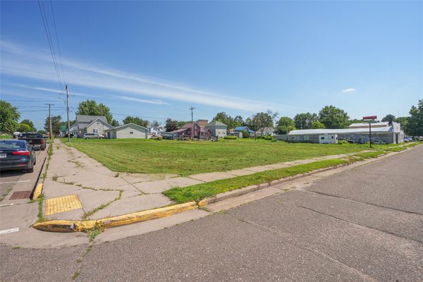 205 1st Avenue, Stanley WI 54768 - Land house for sale - MLS #1603208 - image1