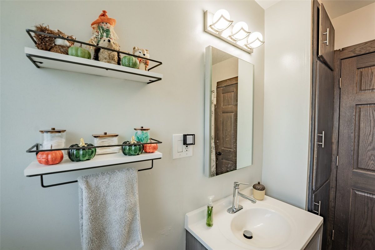 423 Bates Street, Cornell WI 54732 - Residential house for sale - MLS #1605010 - image19