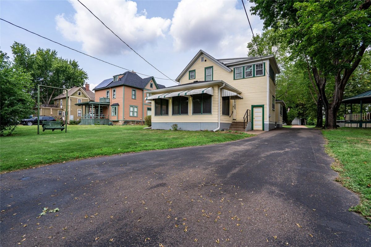 453 Summit Avenue, Eau Claire WI 54701 - Residential house for sale - MLS #1604105 - image43