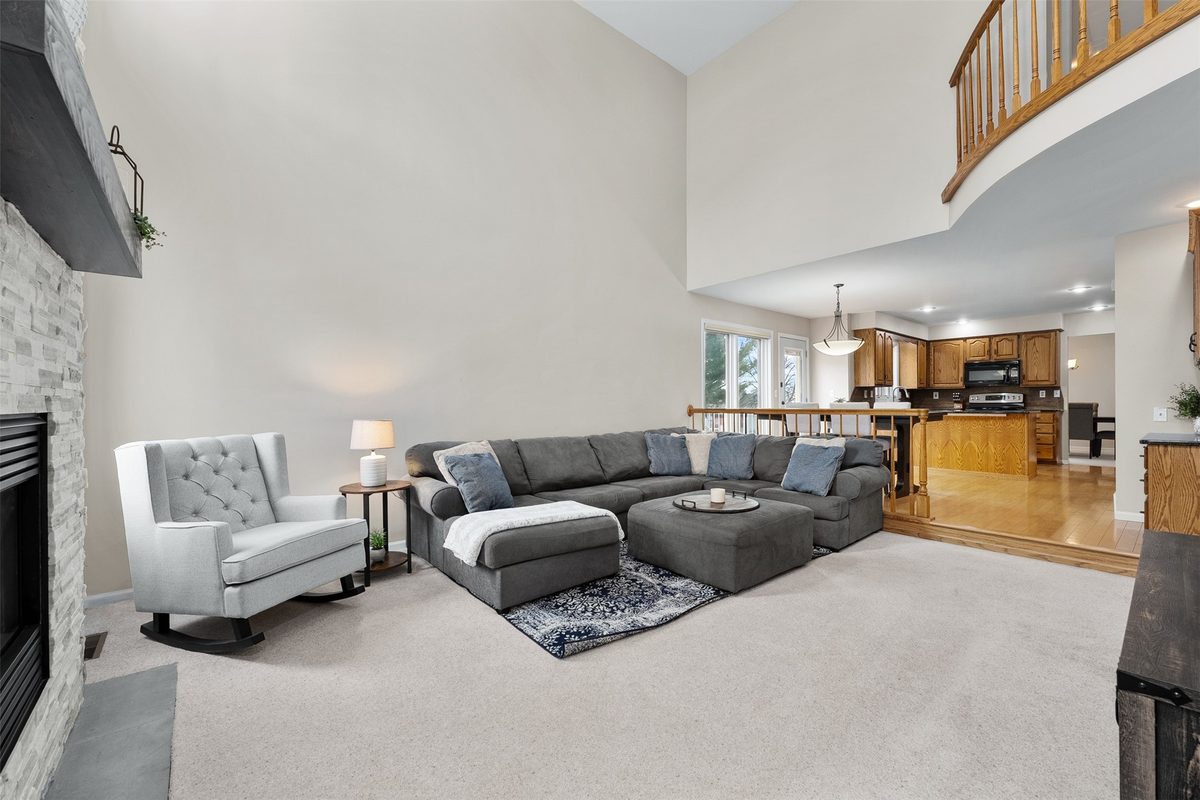 1011 Thompson Drive, Altoona, WI