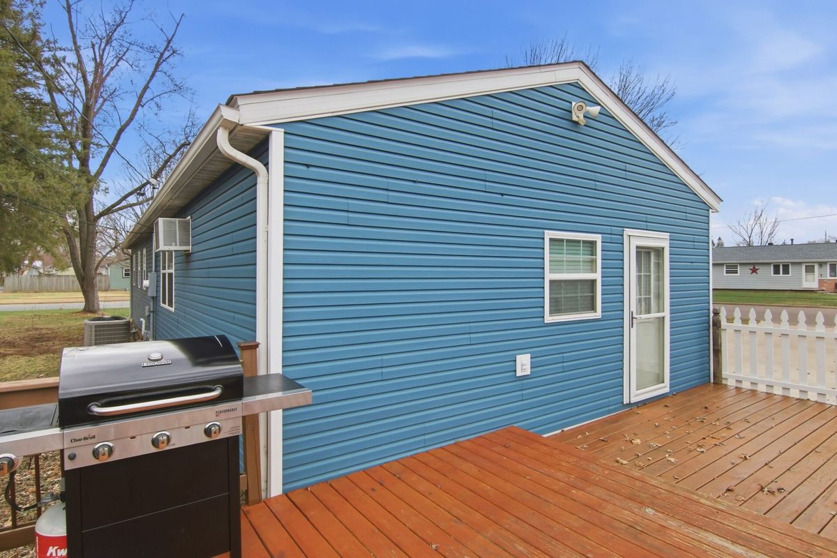 Residential at 211 11th Street, Altoona, WI 54720 — photo 7