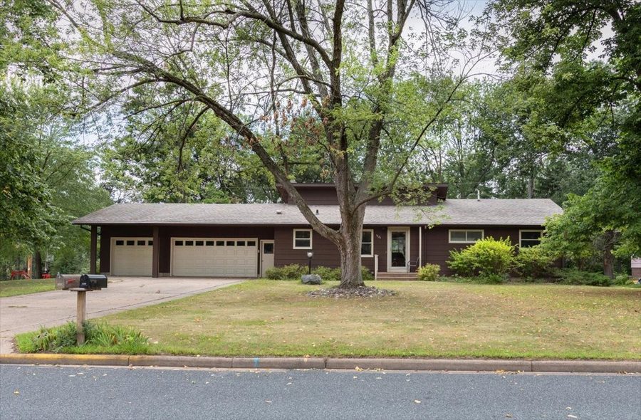 1121 River Heights Road