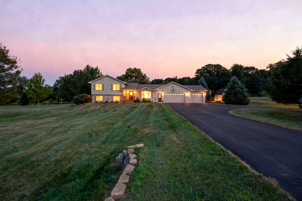 2375 84th Avenue, Osceola WI 54020 - Residential house for sale - MLS #1603299 - image1
