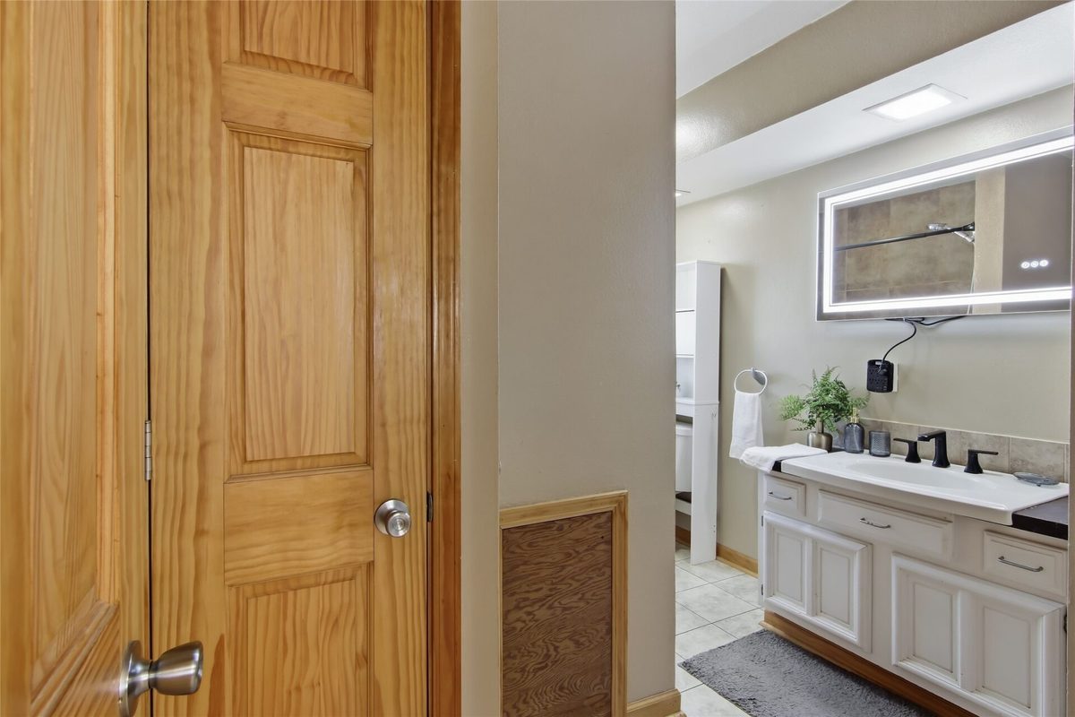 1043 Vine Street, Eau Claire WI 54703 - Residential house for sale - MLS #1605776 - image21