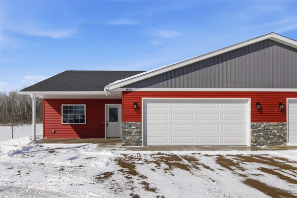 1806 Dorret Road Eau Claire WI 54703