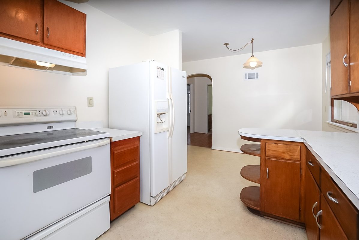 Residential at 1131 Barron Street, Eau Claire, WI 54703 — photo 2