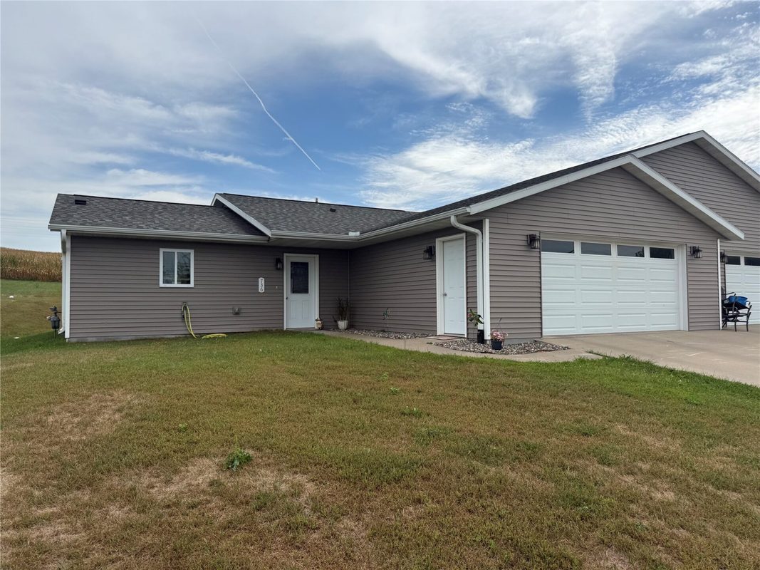 736 Truman Way, Arcadia WI 54612 - Residential house for sale - MLS #1604710 - image2
