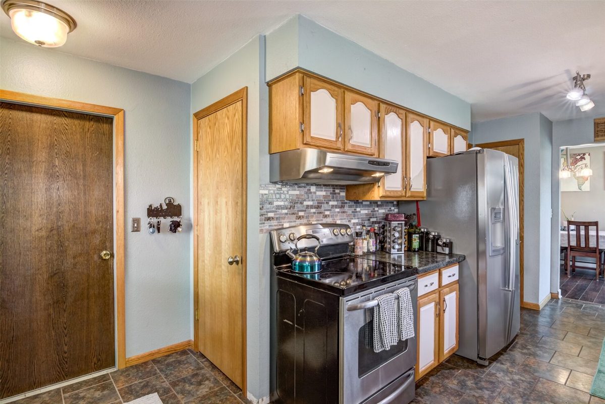 1216 Blueberry Drive, Eau Claire WI 54703 - Residential house for sale - MLS #1603489 - image6