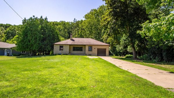 214 Mt. Washington Avenue Eau Claire WI 54703