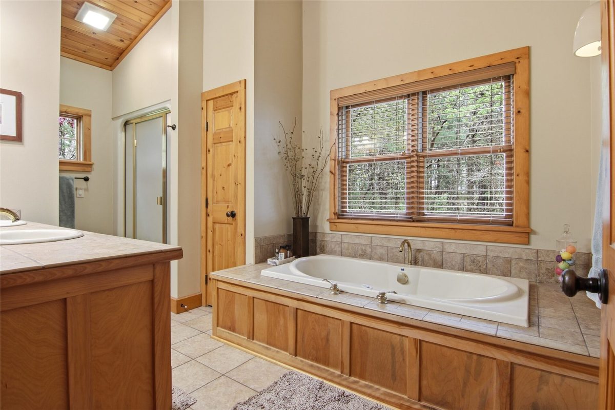 E8200 260th Avenue, Elk Mound WI 54739 - Residential house for sale - MLS #1600905 - image20
