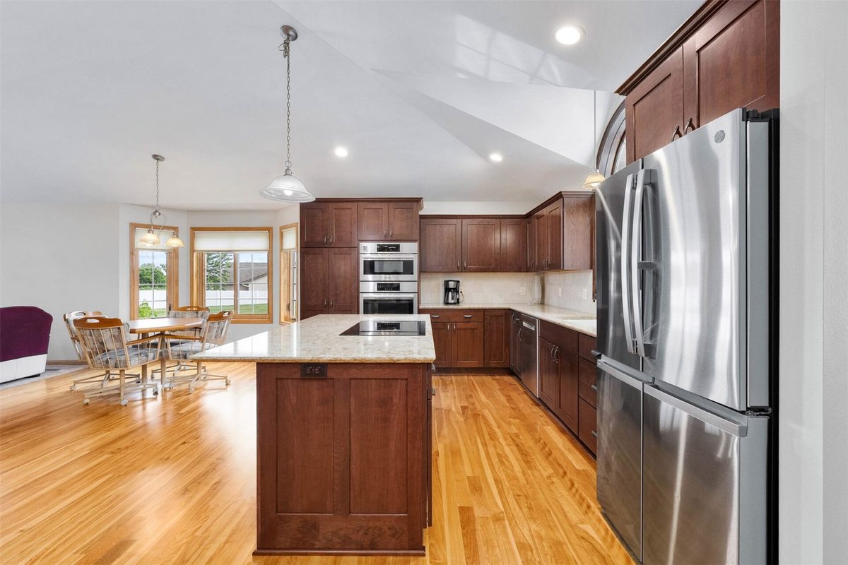 4274 Mill Ridge Circle, Eau Claire WI 54703 - Residential house for sale - MLS #1602413 - image9