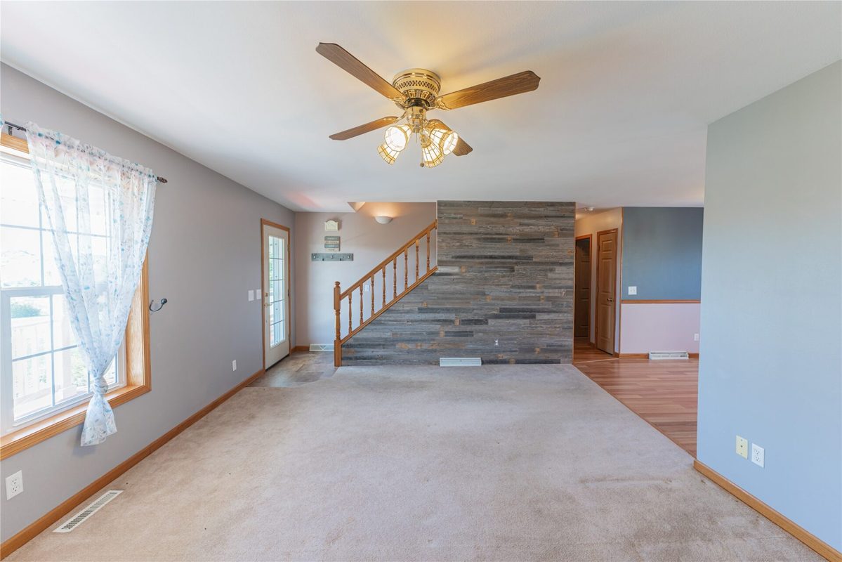 30694 County Highway Elroy WI 53929 — photo 32