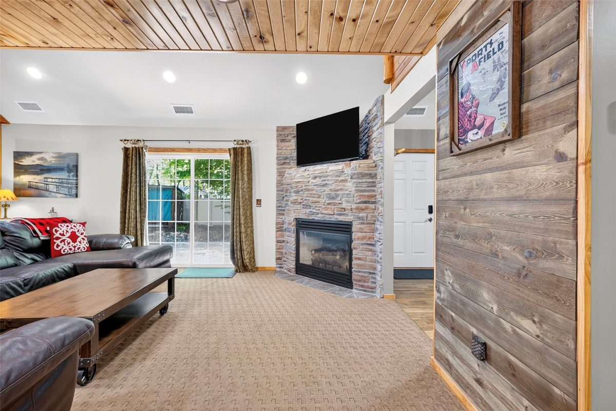 22760 Elbow Lake Road, Siren WI 54872 - Residential house for sale - MLS #1604567 - image23