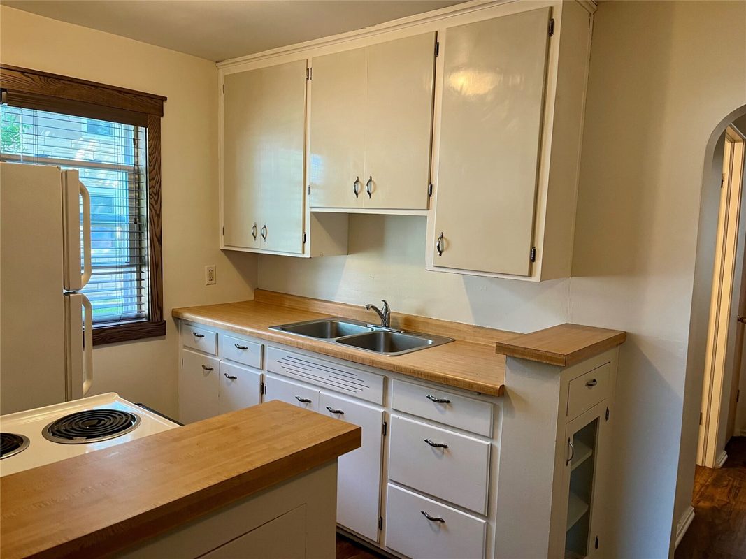 1707 Goff Avenue, Eau Claire WI 54701 - ResidentialIncome house for sale - MLS #1605370 - image10