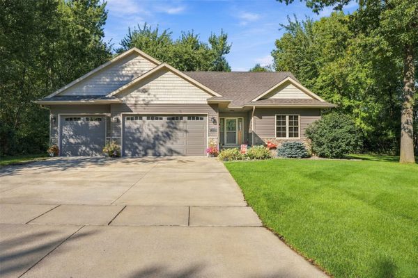 1904 Deblene Lane Eau Claire WI 54703