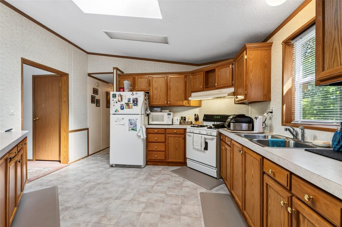 3670 Deer Lodge Drive, Danbury WI 54830 - Residential house for sale - MLS #1602593 - image12
