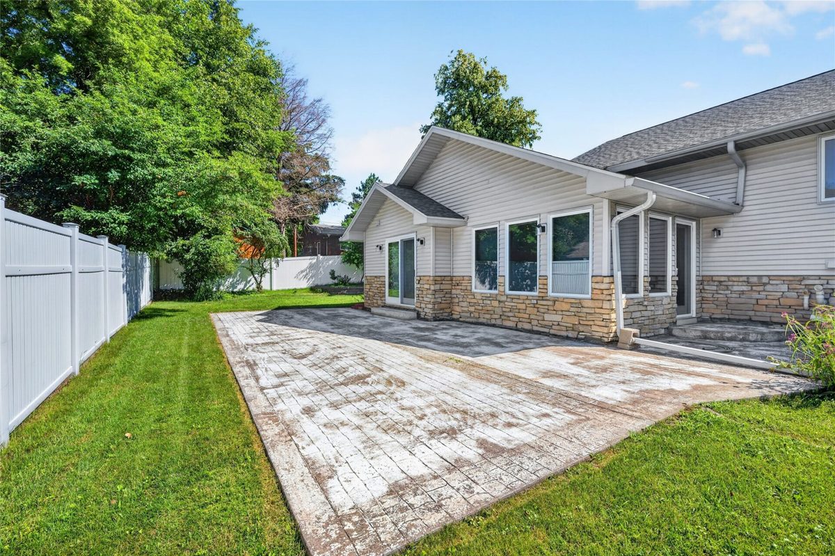 609 Walter Street, Spooner, WI