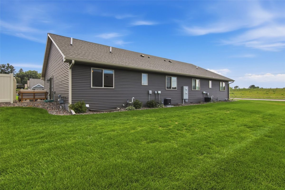 5592 Green Park Drive, Eau Claire WI 54703 - Residential house for sale - MLS #1604741 - image21