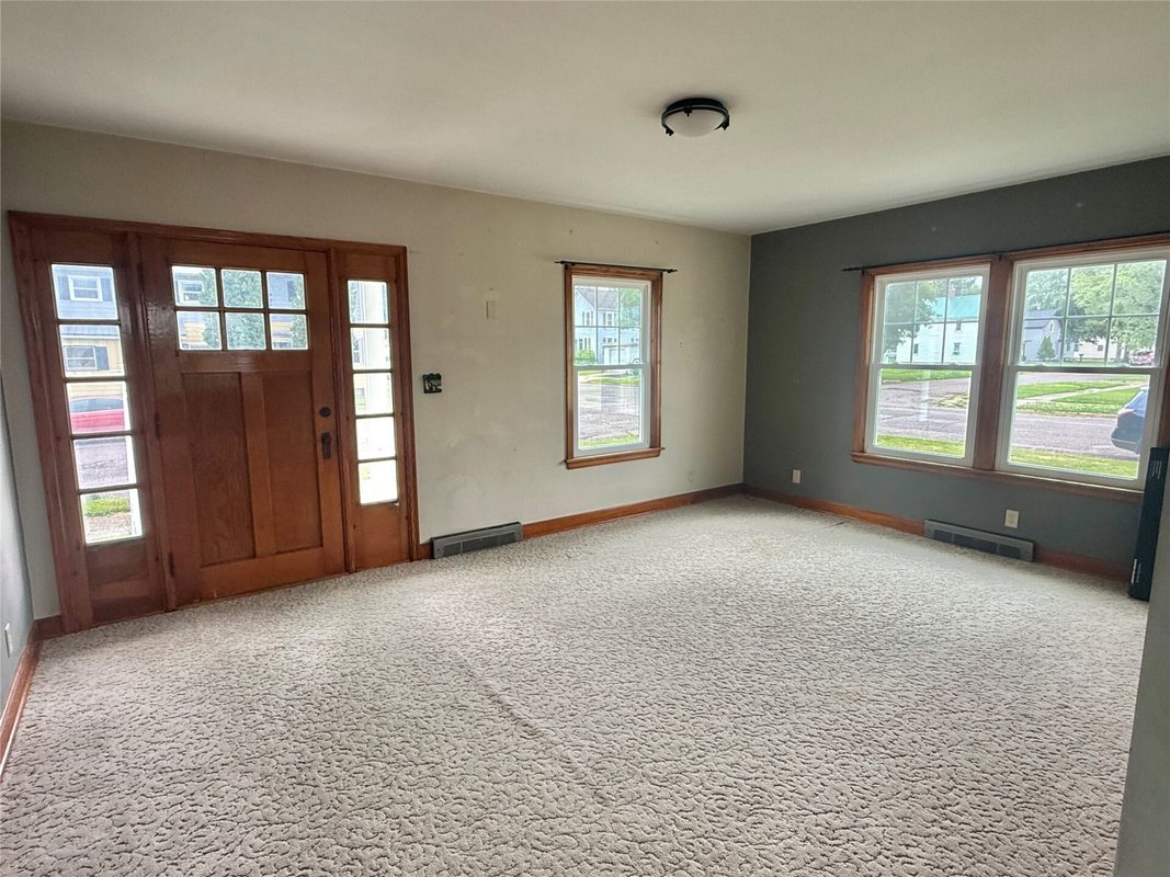 24 Grove Street, Chippewa Falls WI 54729 - Residential house for sale - MLS #1602888 - image4