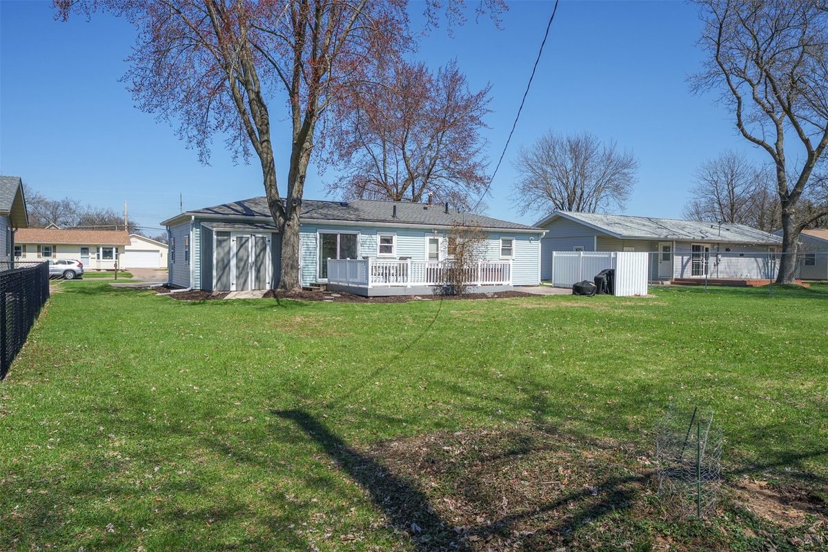 2527 Lynn Avenue Altoona WI 54720 — photo 32