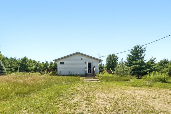 E6950 890th Avenue Colfax WI 54730