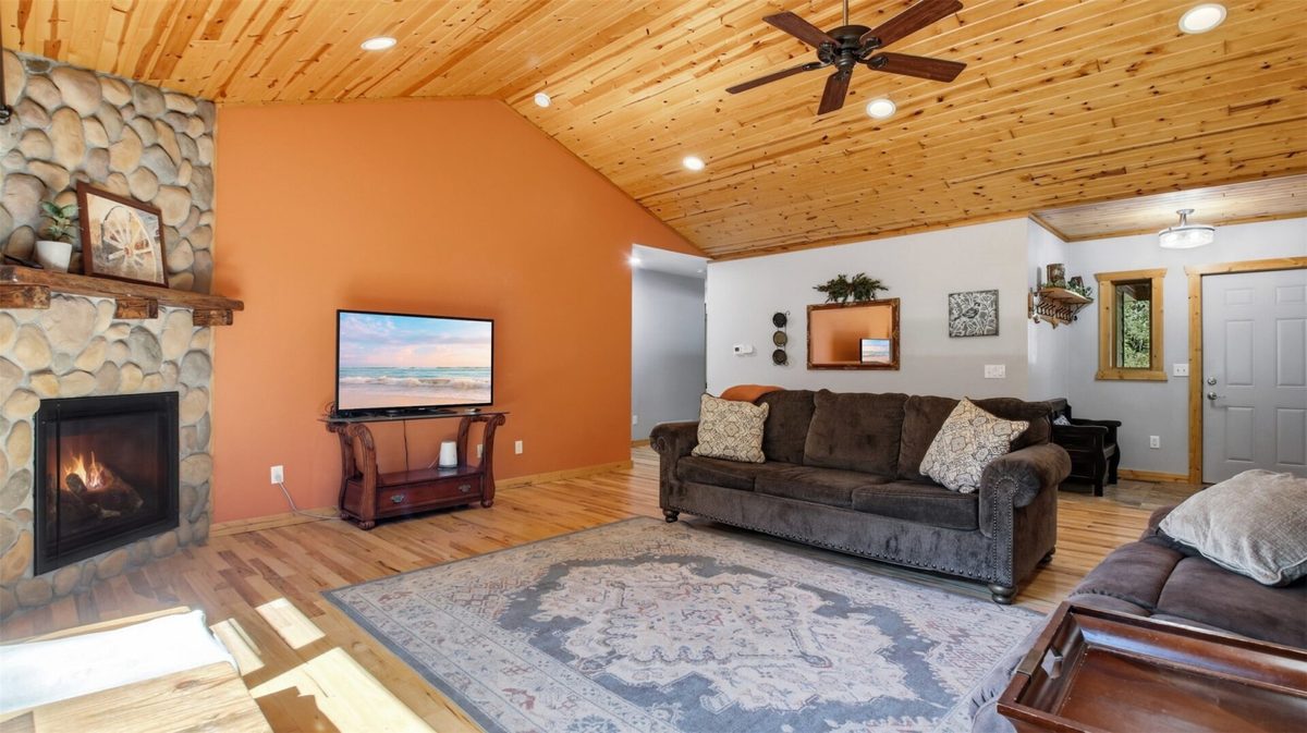 9272N State Highway 27, Hayward WI 54843 - Residential house for sale - MLS #1604385 - image4
