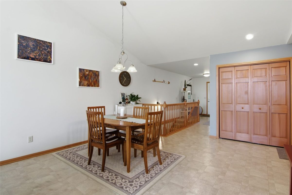 4229 Mill Ridge Circle, Eau Claire WI 54703 - Residential house for sale - MLS #1600823 - image12