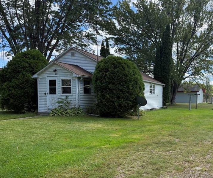 450 Crumb Street