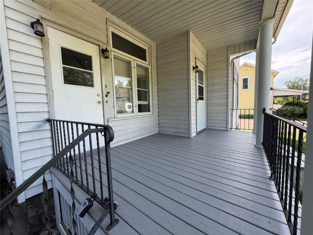 317 Summit Avenue, Eau Claire WI 54701 - ResidentialIncome house for sale - MLS #1600094 - image2