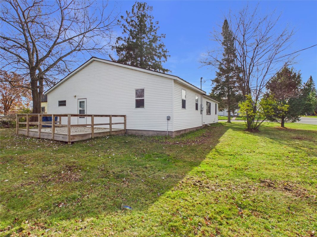 221 2nd Avenue, Shell Lake WI 54871 - Residential house for sale - MLS #1606348 - image4