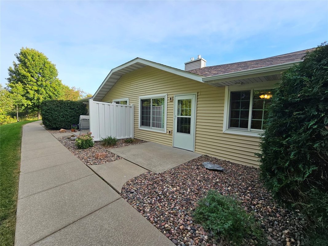 3330 Robin Meadows Lane, Eau Claire WI 54701 - Residential house for sale - MLS #1605117 - image22