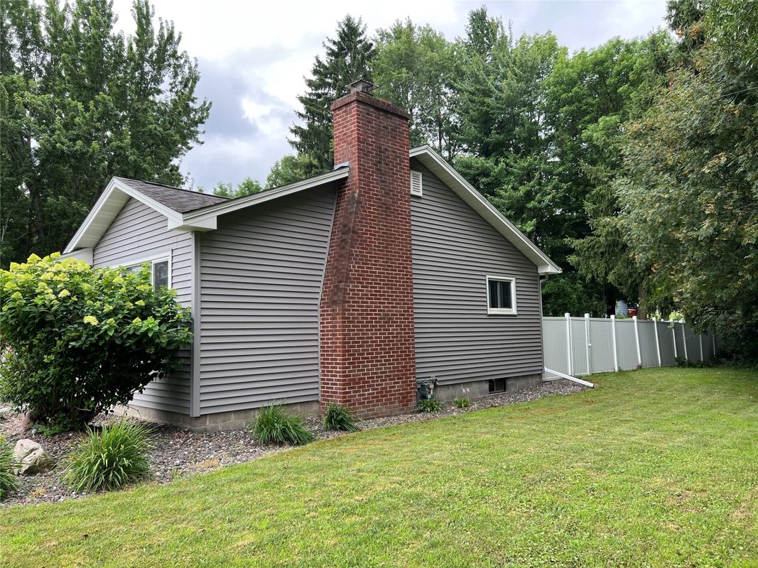 1045 10th Avenue, Cumberland WI 54829 - Residential house for sale - MLS #1603506 - image5