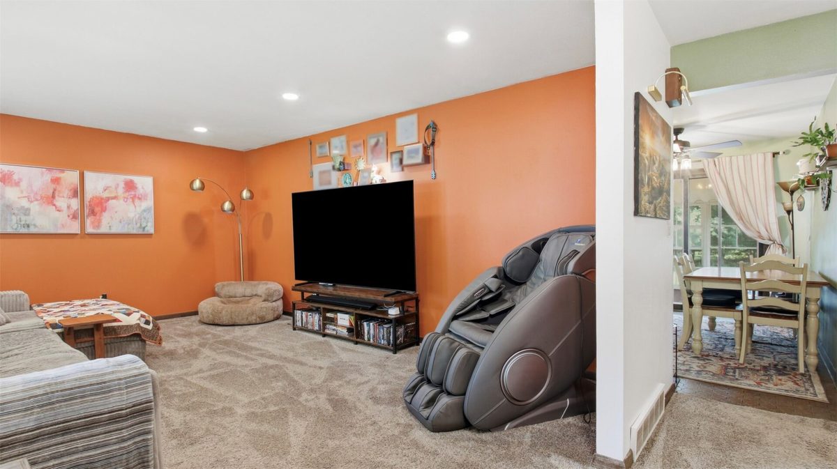 1819 Grandview Drive, Eau Claire WI 54703 - Residential house for sale - MLS #1603992 - image10