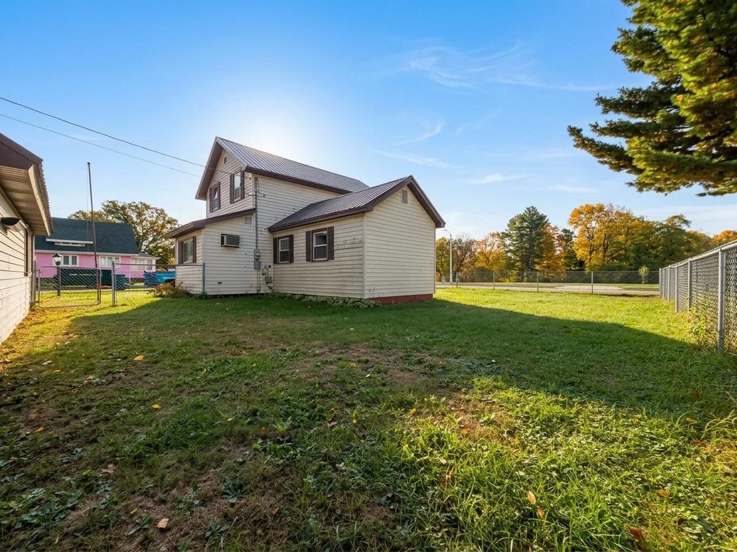 1037 La Salle Avenue, Barron WI 54812 - Residential house for sale - MLS #1605477 - image15