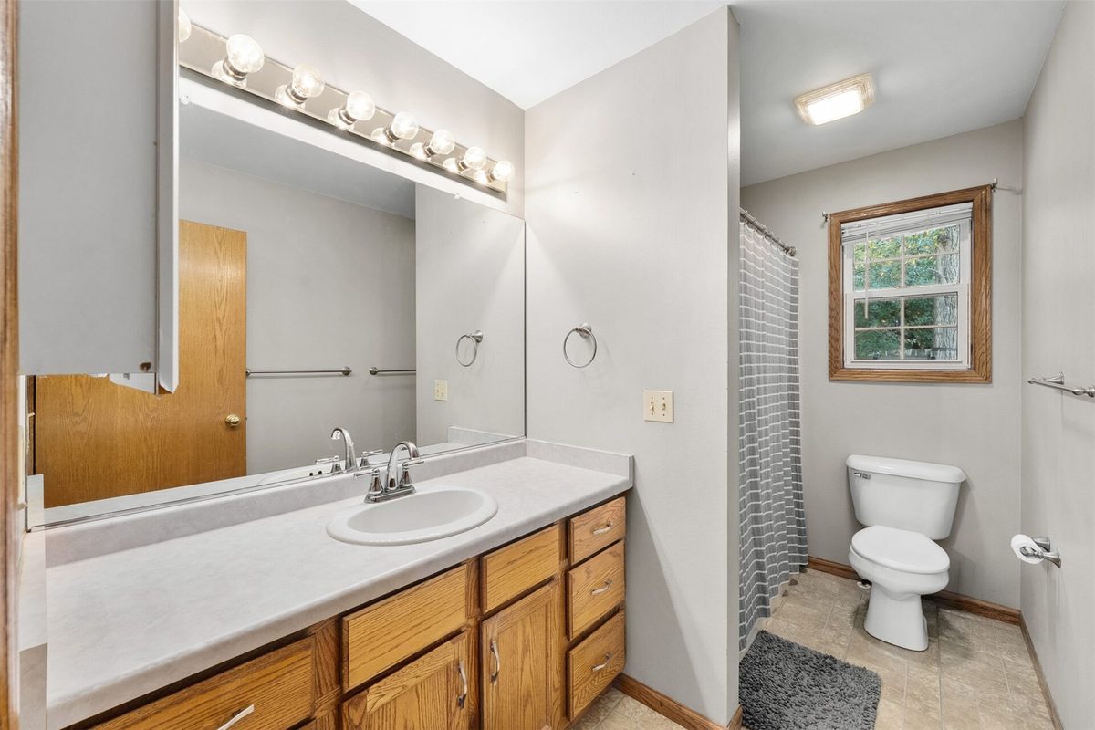 2704 Hemlock Lane, Eau Claire WI 54703 - Residential house for sale - MLS #1605679 - image13