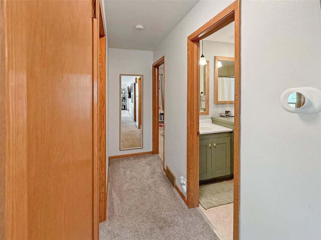 2417 Shale Ledge Road, Eau Claire WI 54703 - Residential house for sale - MLS #1605843 - image13