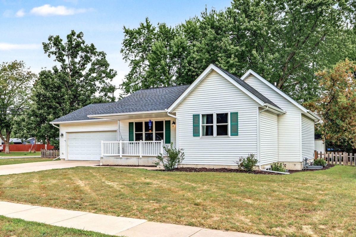 2336 Bradwood Avenue, Altoona WI 54720 - Residential house for sale - MLS #1604531 - image2
