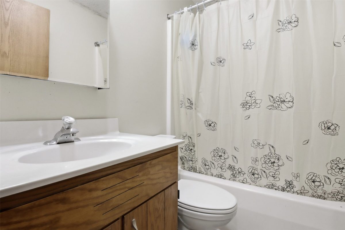 916-918 Michigan Street, Spooner WI 54801 - ResidentialIncome house for sale - MLS #1602379 - image28