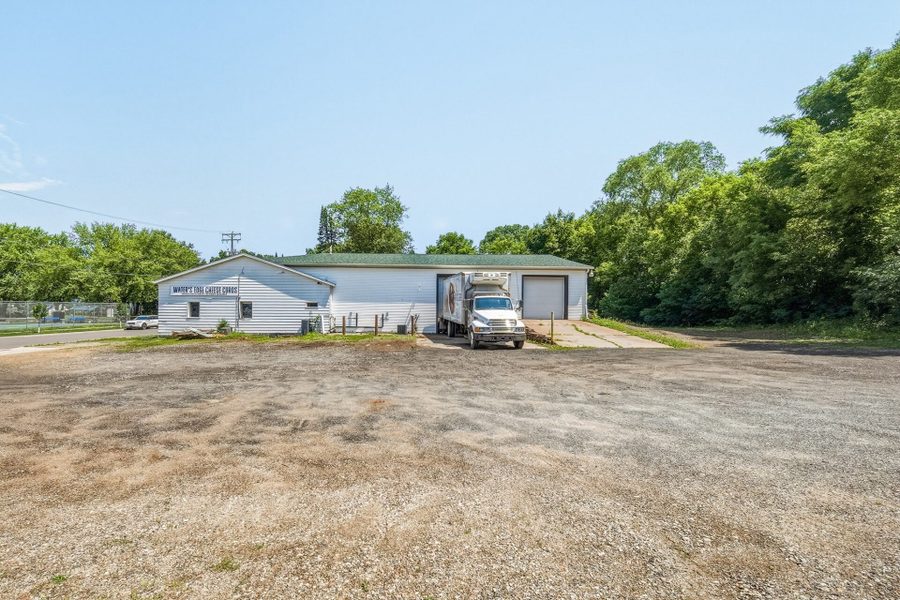 15 E Walnut Street