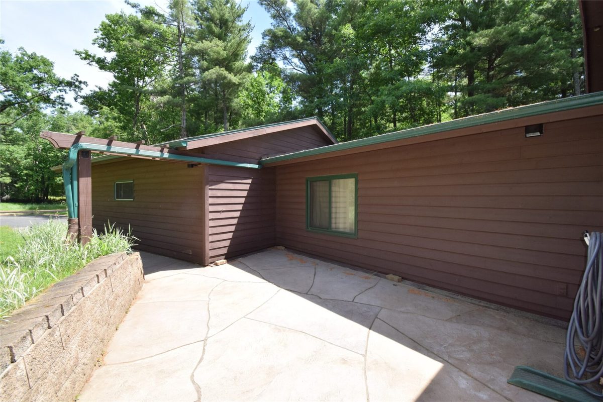 27512 Greer Road Extension, Webster, WI