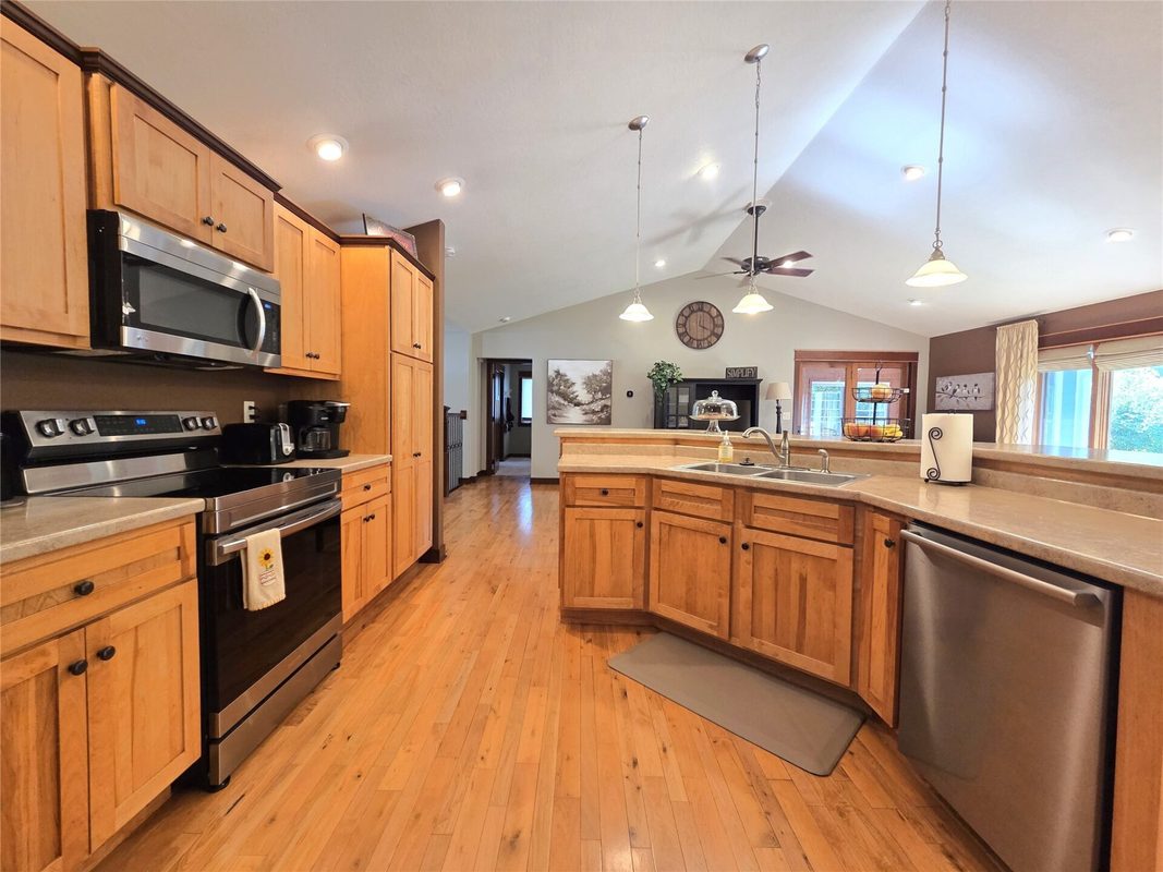 910 Scharbillig Court, Rice Lake WI 54868 - Residential house for sale - MLS #1604776 - image6