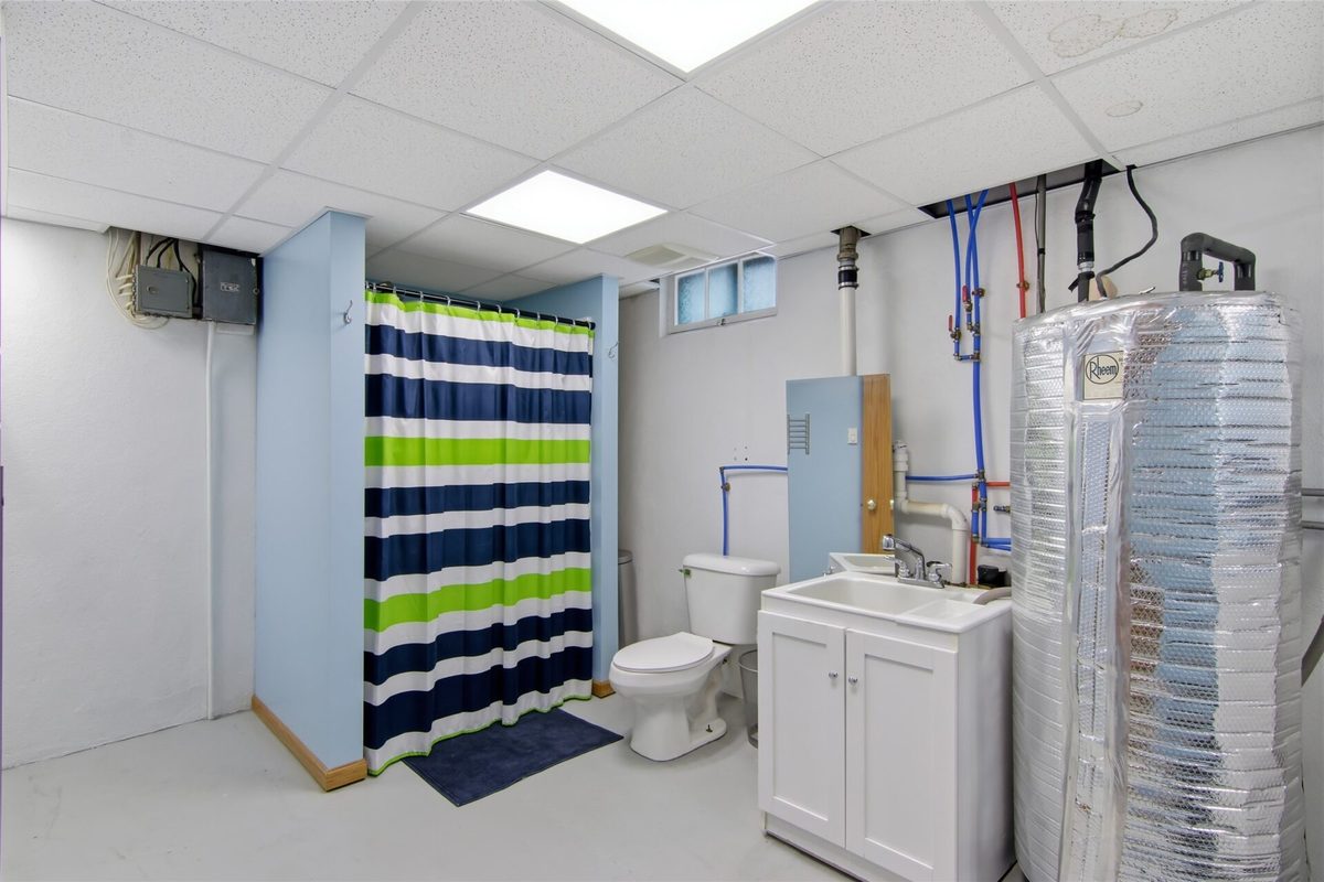 1810 Lyndale Avenue, Eau Claire WI 54701 - Residential house for sale - MLS #1604078 - image25