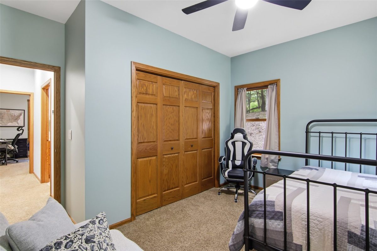 W245 Woodridge Drive, Eau Claire WI 54701 - Residential house for sale - MLS #1602701 - image28