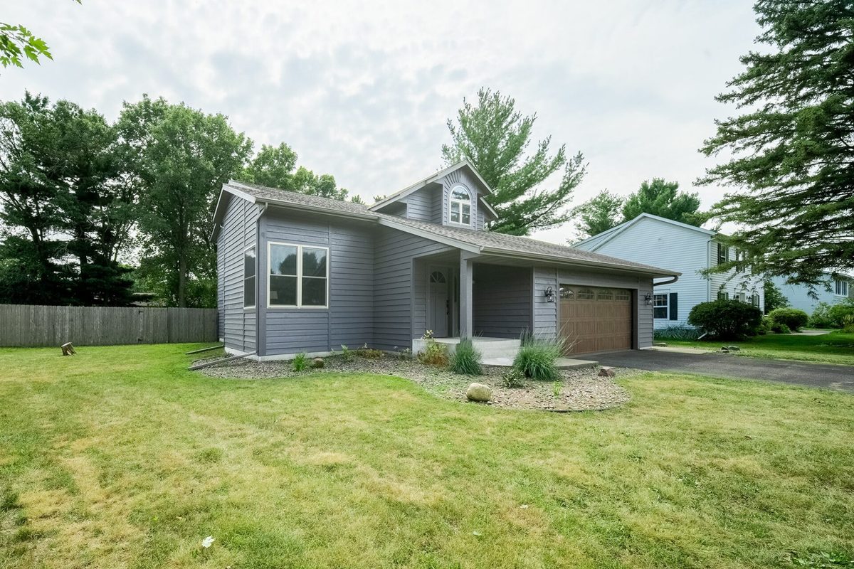 727 Rassbach Street, Eau Claire WI 54701 - Residential house for sale - MLS #1604252 - image2