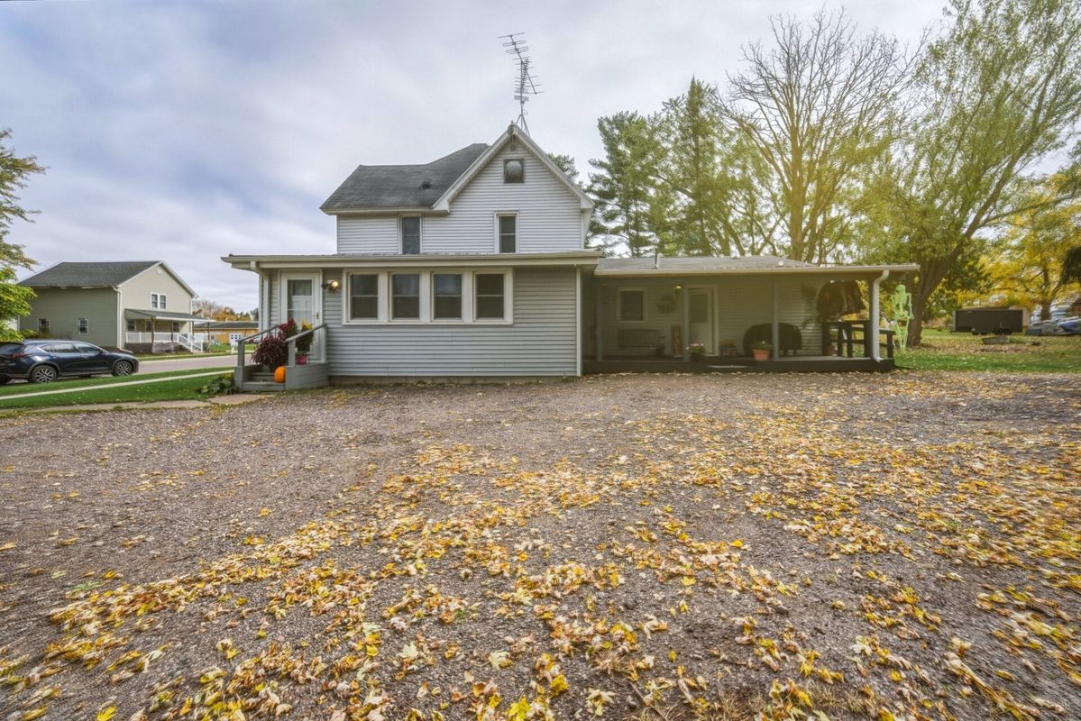 334 2nd Avenue, Stanley WI 54768 - Residential house for sale - MLS #1605898 - image2