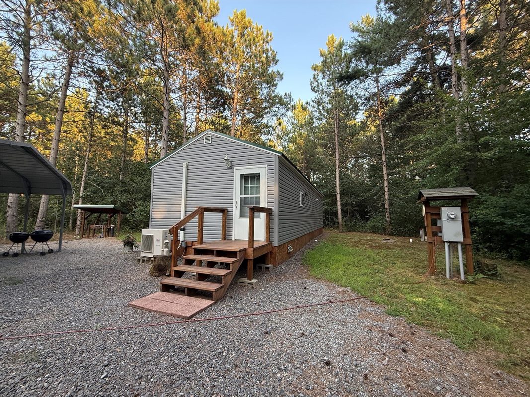 W8560 Oak Ridge Road, Black River Falls WI 54615 - Residential house for sale - MLS #1604366 - image2