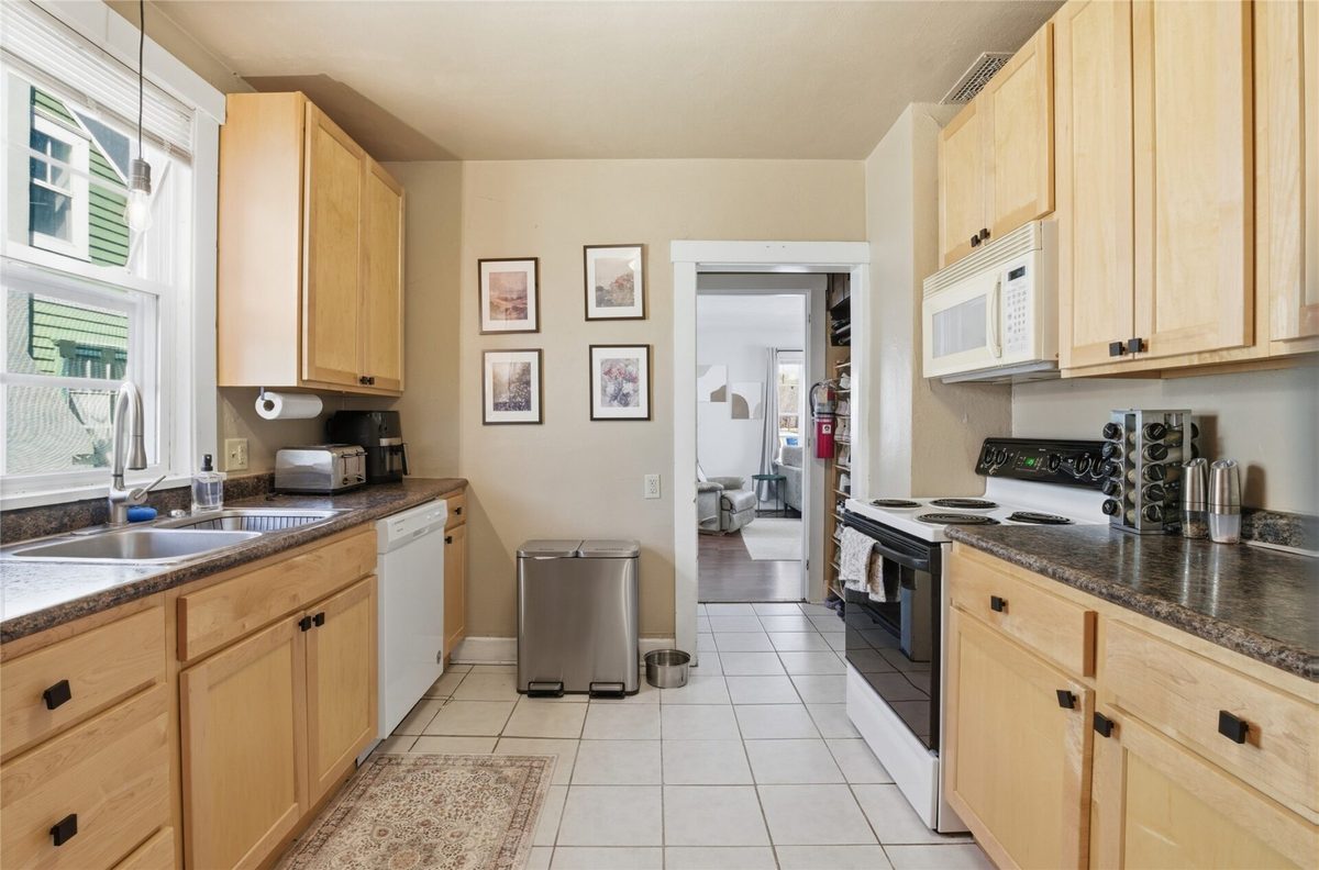 702 5th Avenue Eau Claire WI 54703 — photo 4