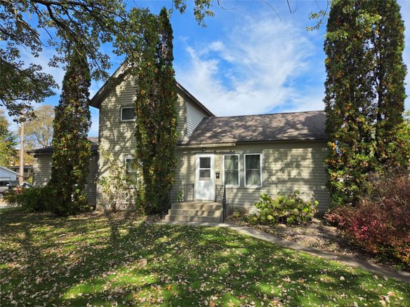 719 Pierce Street, Black River Falls WI 54615 - Residential house for sale - MLS #1605775 - image1