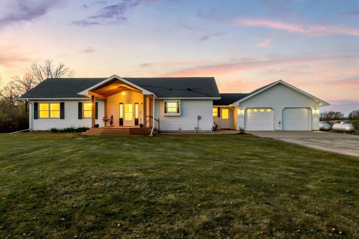 209 30th Street, Clear Lake WI 54005 - Residential house for sale - MLS #1601207 - image56